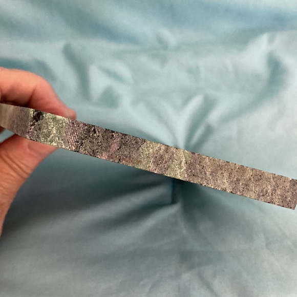 Ruby in zoisite slab. Full of ruby and sparkles. Light and dark green. - Picture 4 of 4